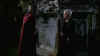 screens_s4_ep12_323.jpg (60589 byte)