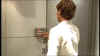 screens_s4_ep12_498.jpg (64943 byte)