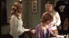 screens_s4_ep20_427.jpg (63199 byte)