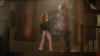screens_s5_ep01_443.jpg (43589 byte)