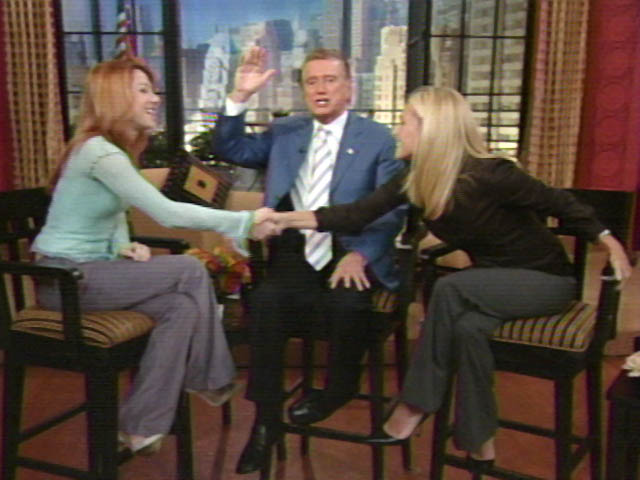 AH227 regis&kelly 17-L