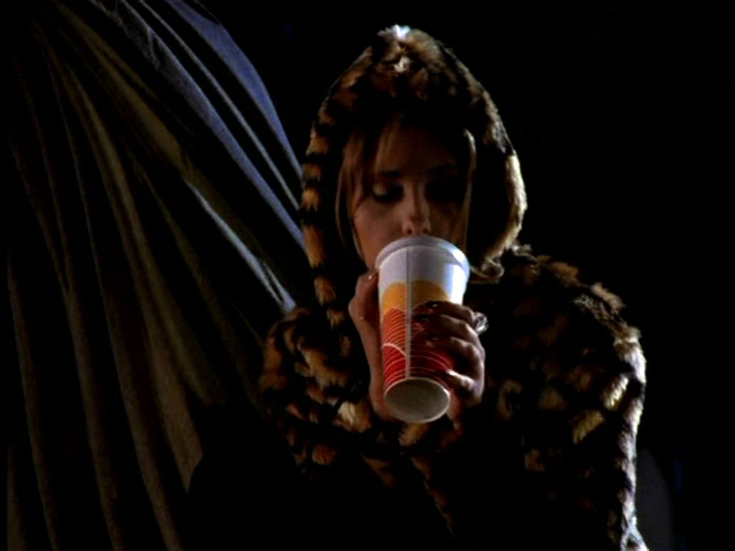 s1 Buffy b1x05 sc 09-M