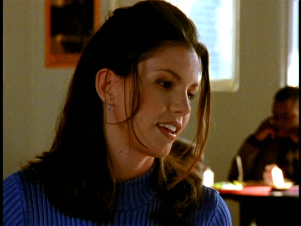 b s1 Cordelia b1x05 sc 02-M