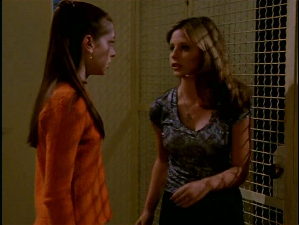 s1 buffy-willow b1x06 sc 05-M