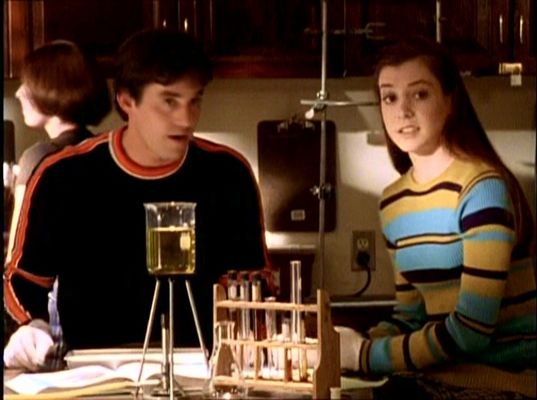 s1 xander-willow b1x03 sc 04-M